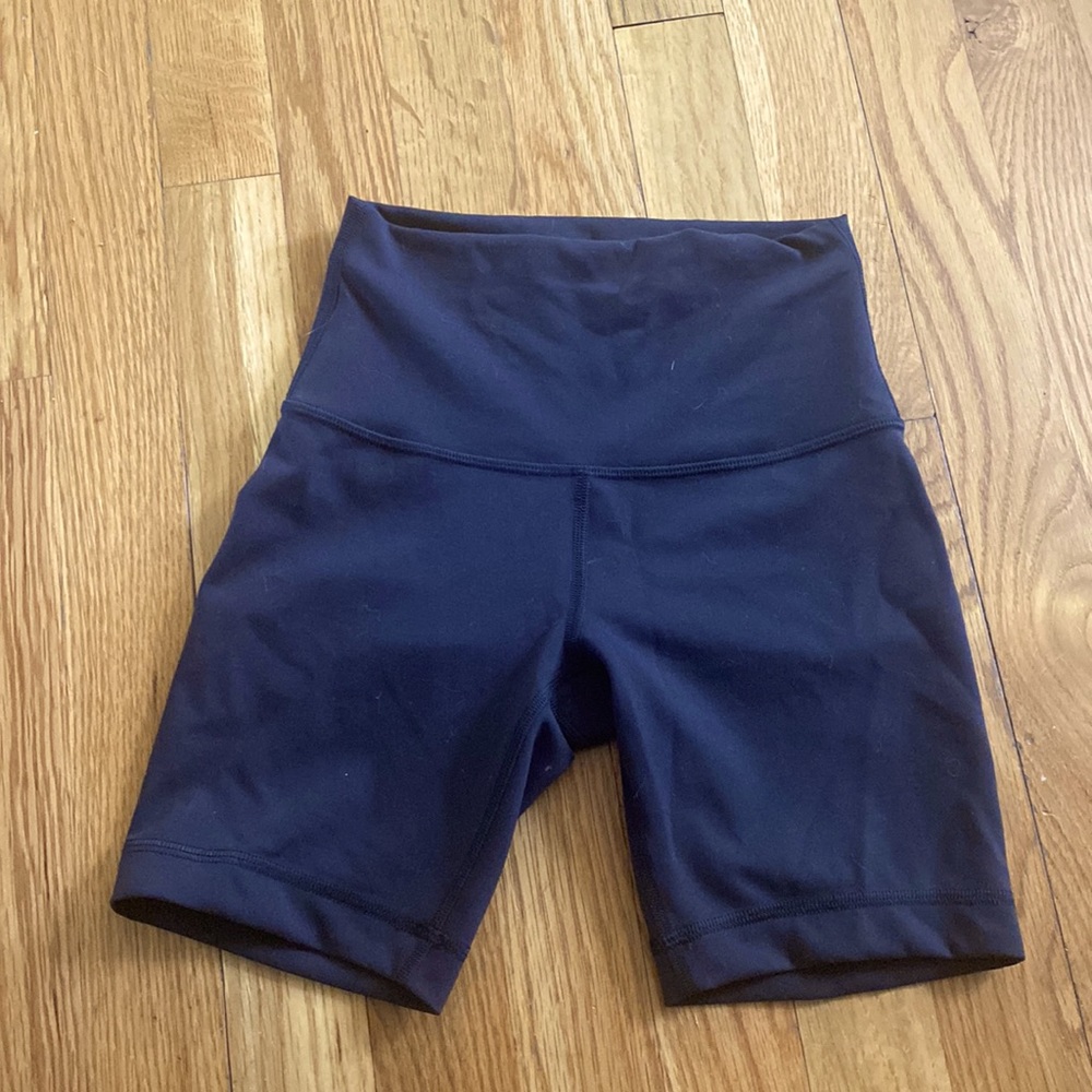 LULULEMON 4” Biker Short - Never Worn